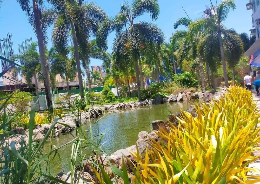 Anuvaresidences Manila Exterior photo